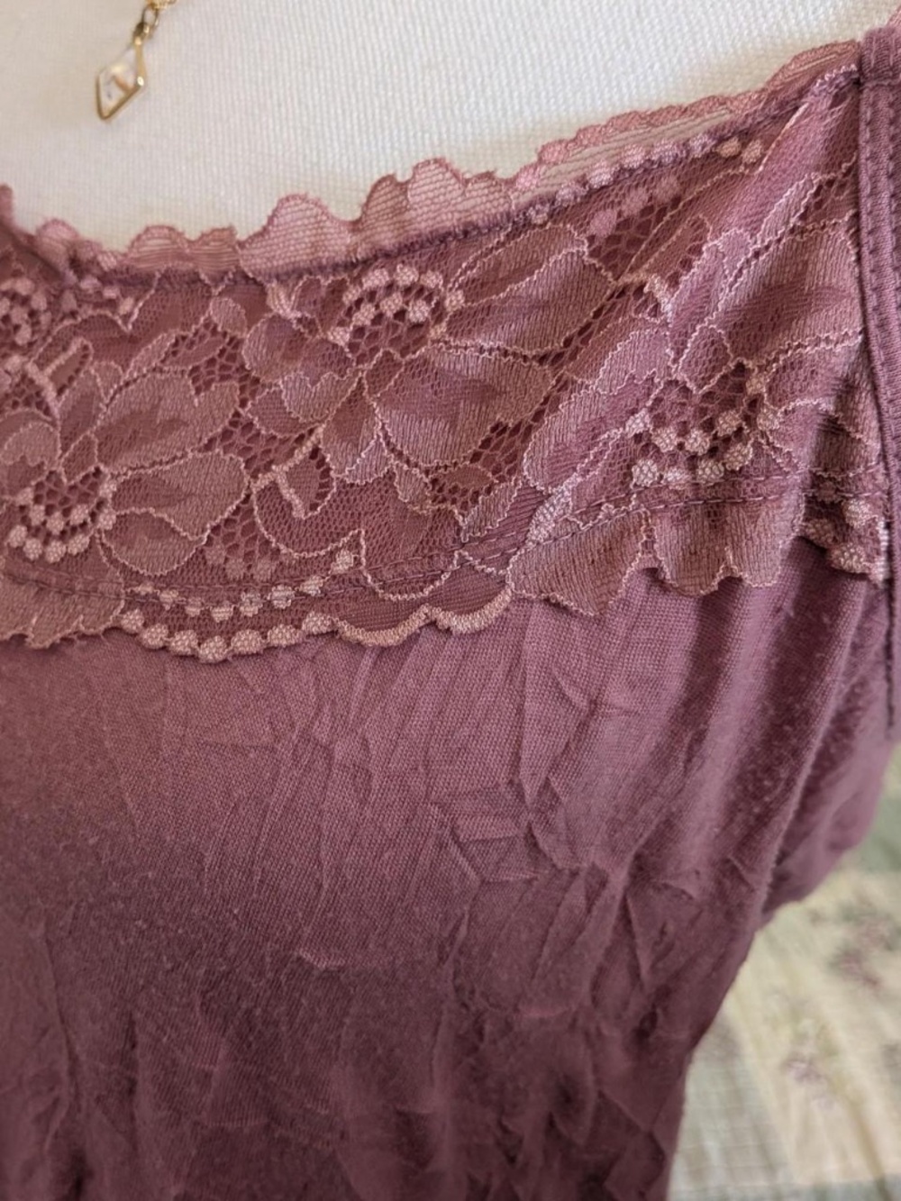 Maurices crinkle lace cami dusty rose M  Y2K-inspired - Picture 2 of 7